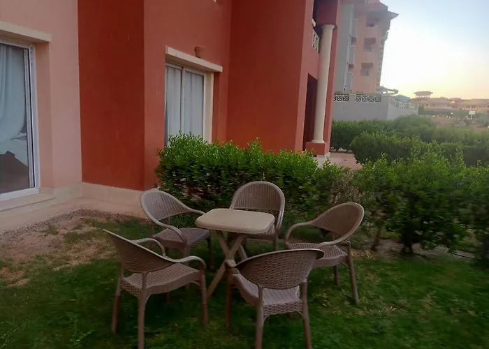 Porto Apartahotel